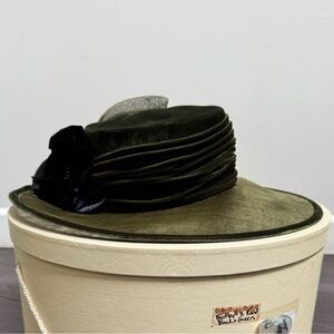 Peter Bettley Hand made Dark Green Women's Hat with Black Detail